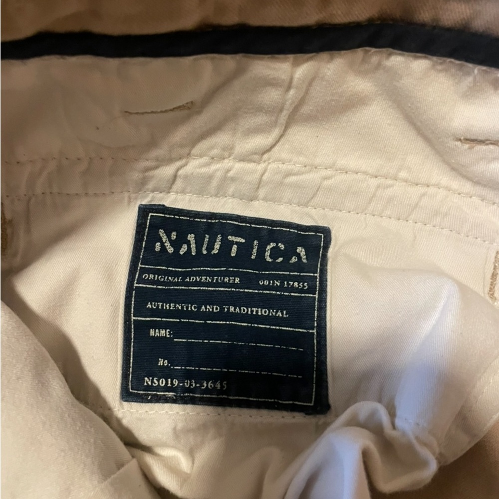 Nautica Khaki Cargo Shorts size 38 - Picture 6 of 9